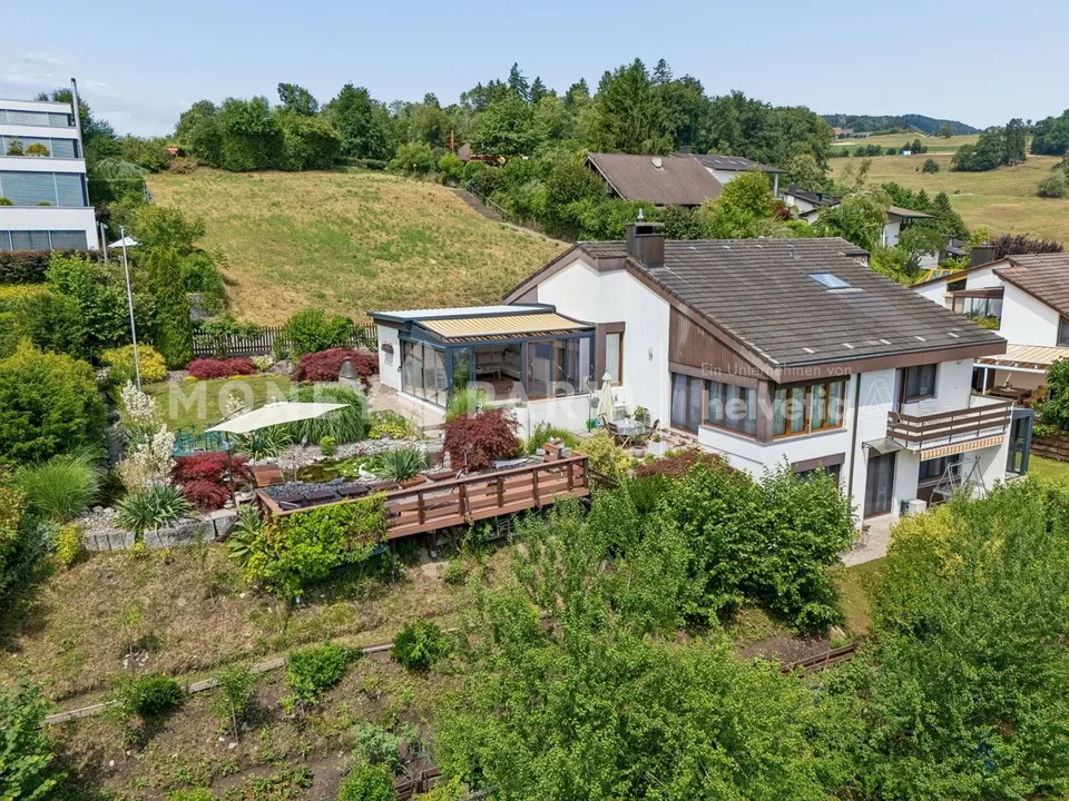 Einmaliges 6.5 Einfamilienhaus mit Panoramablick