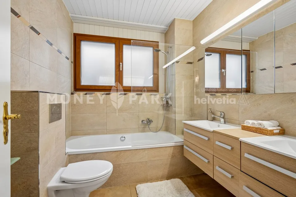 Maison unifamiliale unique de 6.5 pièces avec vue panoramique