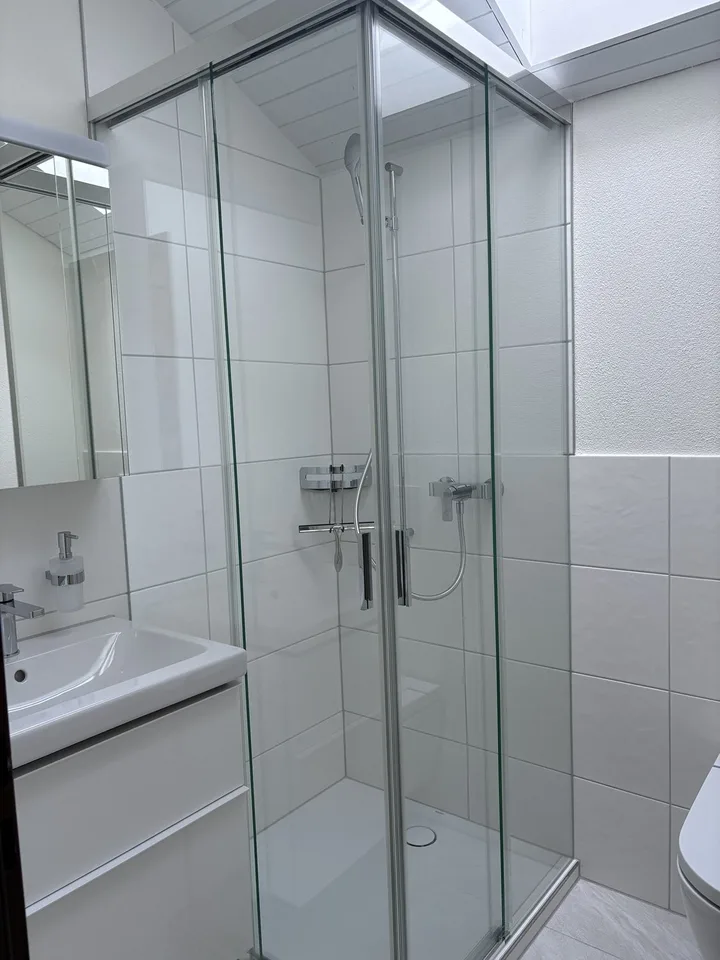 Familienfreundliche 4.5-Zimmer-Dachwohnung mit schöner Weitsicht