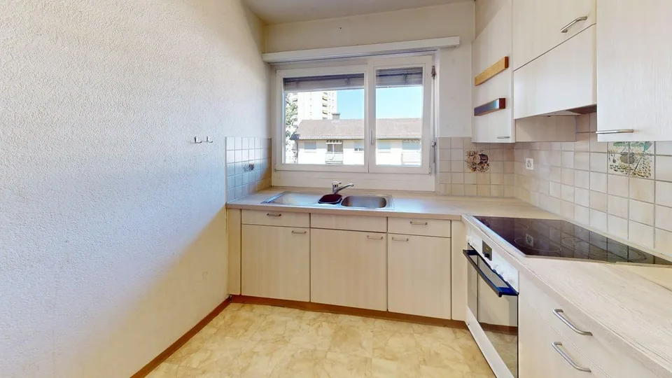 Charmante 4-Zimmer-Wohnung in Zürich Seebach  befristet bis 31.03.2027