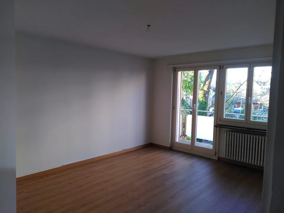 Freies WG Zimmer in Dübendorf