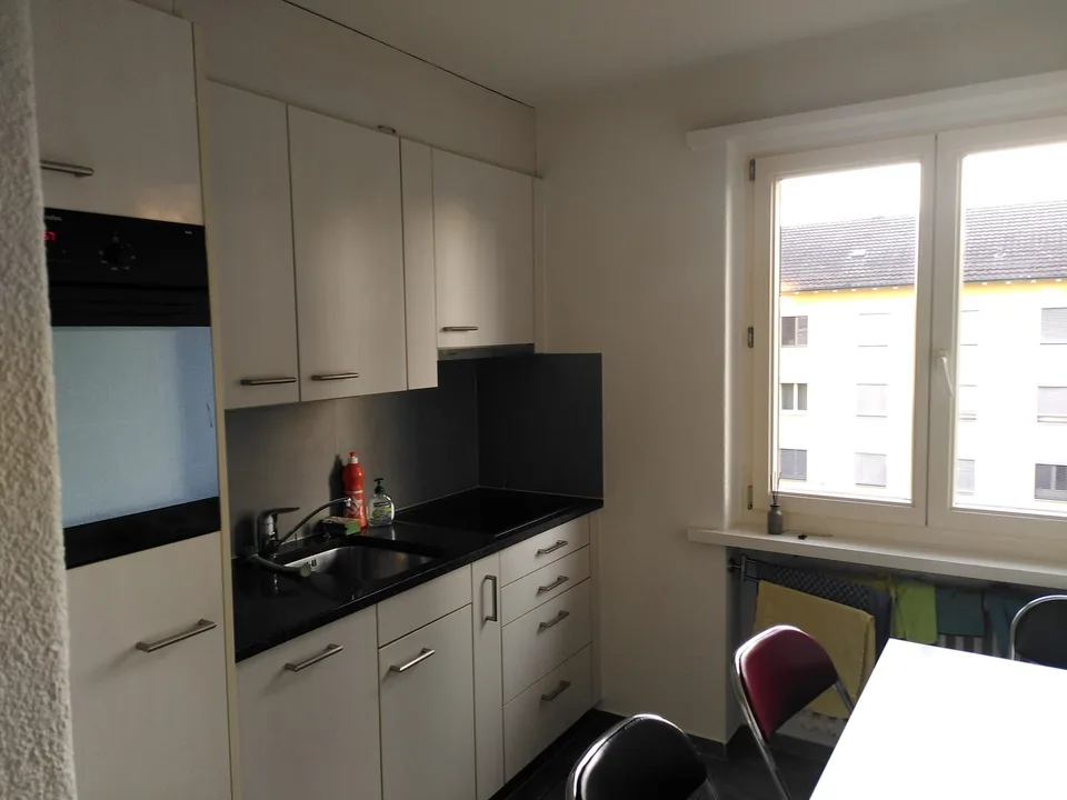 Freies WG Zimmer in Dübendorf