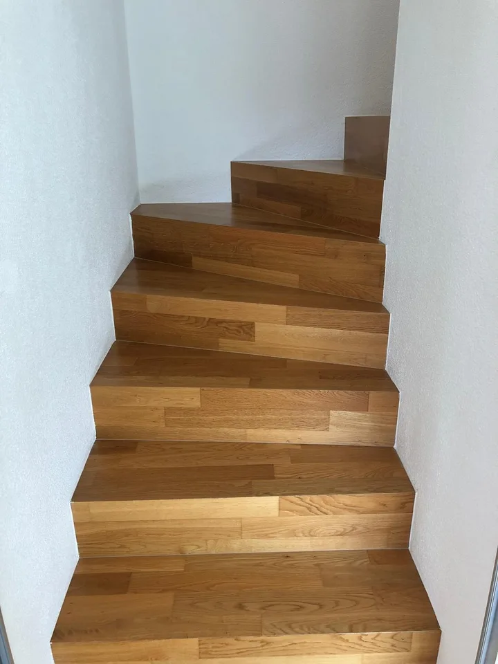 Helles und geräumige WG Zimmer in Stallikon ab 15 September