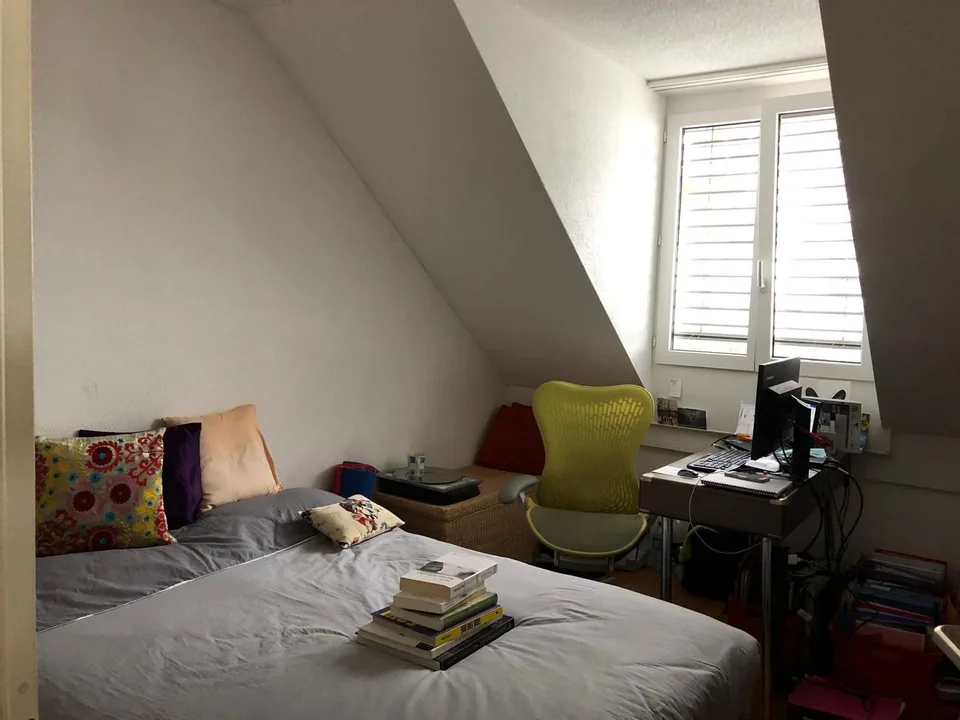 Helles und geräumige WG Zimmer in Stallikon ab 15 September
