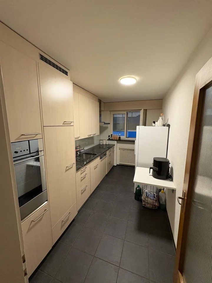 3-Zimmer-Wohnung – grosszügig, preiswert und teilsaniert
