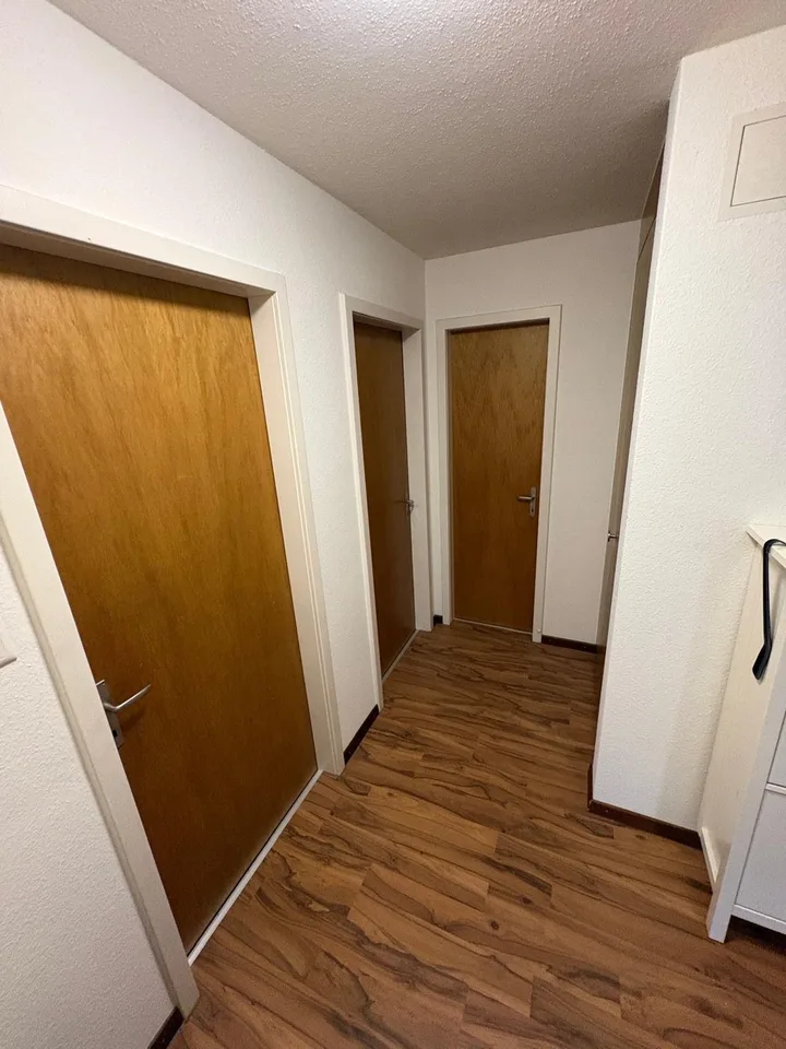 3-Zimmer-Wohnung – grosszügig, preiswert und teilsaniert