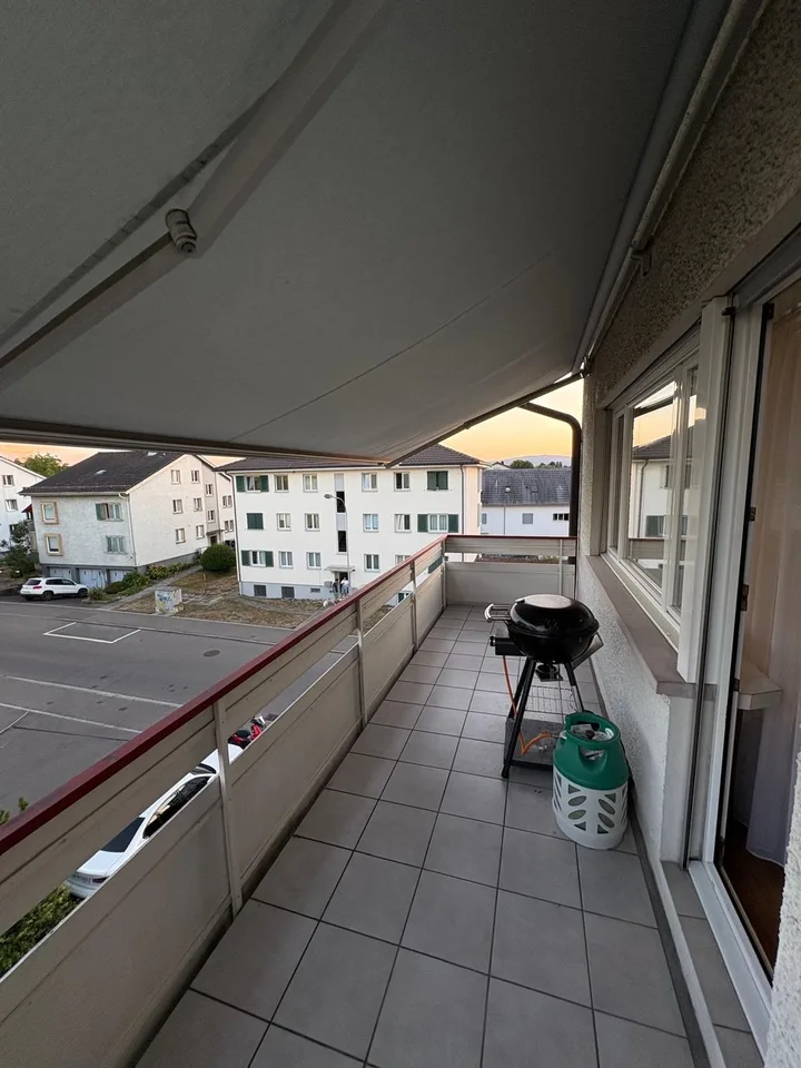 3-Zimmer-Wohnung – grosszügig, preiswert und teilsaniert