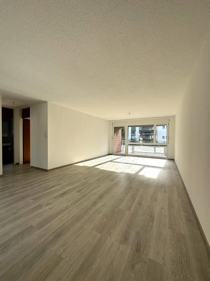 sanierte Wohnung im Herzen von Wallisellen