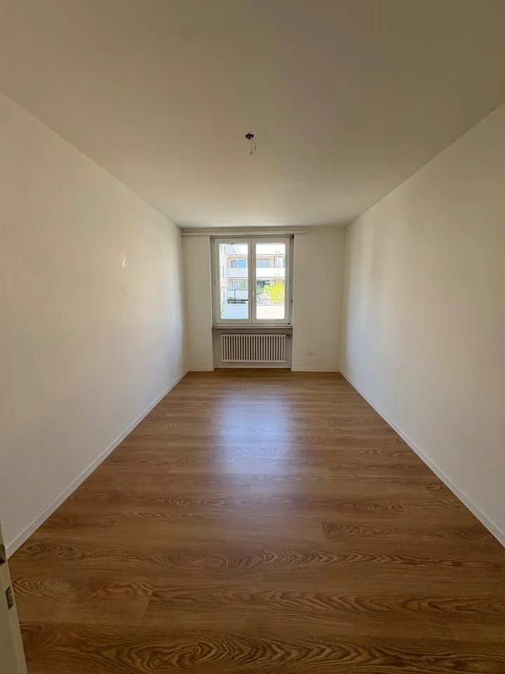 WG-Zimmer in 4.5-Zimmer-Wohnung in der Enge Zürich.