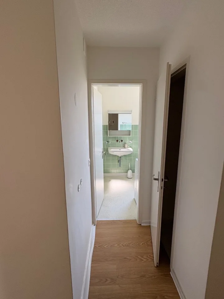 WG-Zimmer in 4.5-Zimmer-Wohnung in der Enge Zürich.