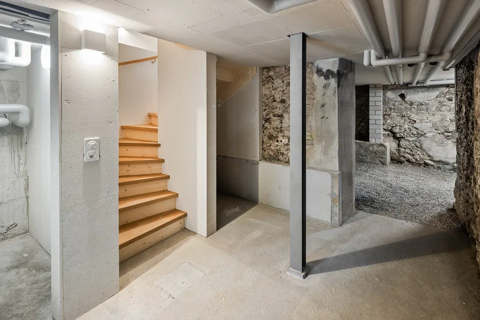 Letzte Gelegenheit: Einzigartige 7.5-Zimmer-Bauernhaushälfte