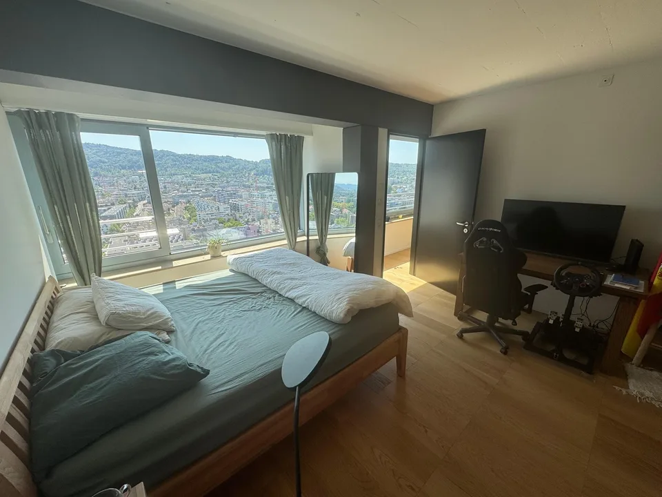 2.5 modern apartment with great views