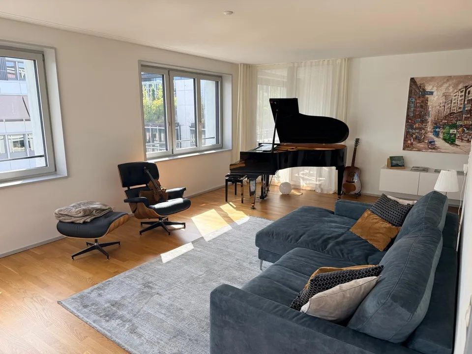 * Moderne 4.5-Zimmer-Wohnung an der Buckhauserstrasse in Zürich-Altstetten