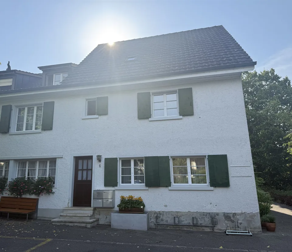 3.5-Zimmer-Dachwohnung zu vermieten