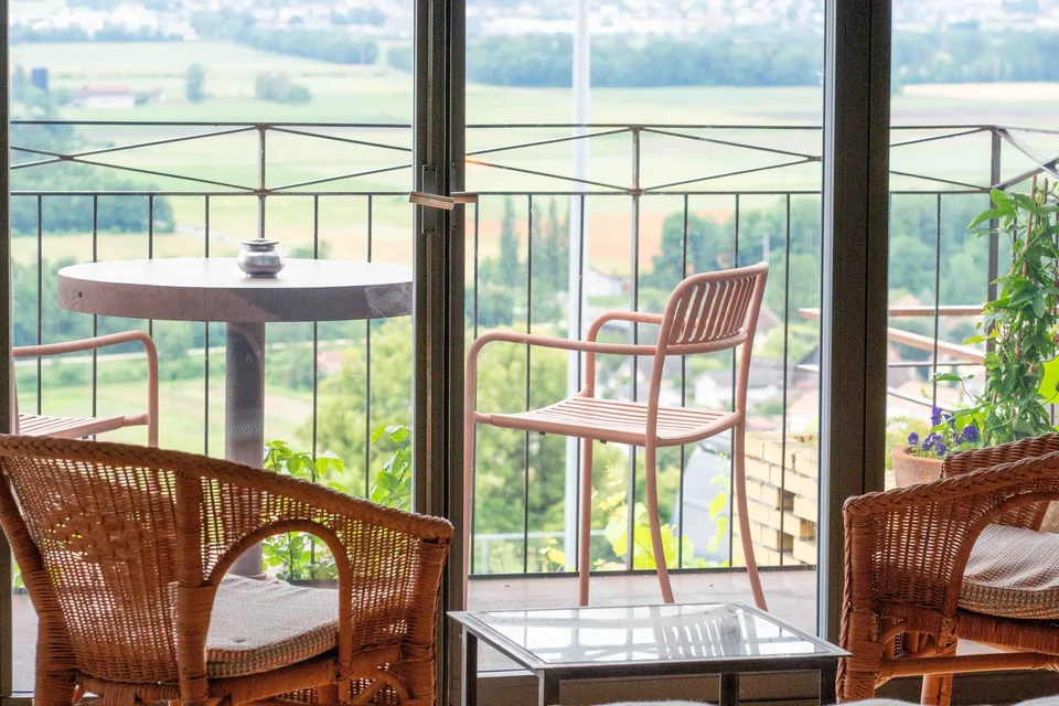 2 Zimmerwohnung mit Aussicht auf den Murtensee