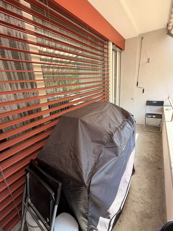 Helle 4.5-Zimmer-Wohnung mit Balkon und Whirlpool in Grenchen – ab sofort verfügbar!