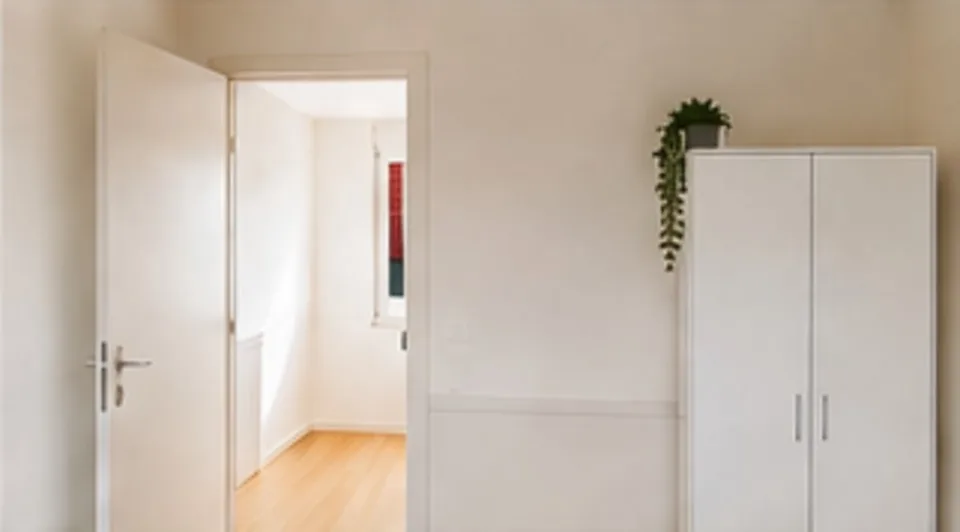 🏡 Single rooms for rent in Winznau. Excellent location near Olten: the bus stop is just a few minutes away, and Dulliken train station is within walking distance. Good connections to Aarau, Basel, Zurich, Bern and Lucerne.