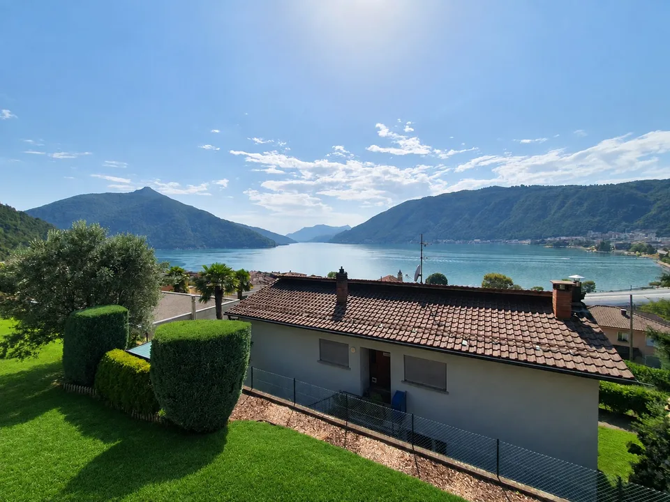 Haus in Bissone zu verkaufen – ruhige Lage mit schöner Aussicht