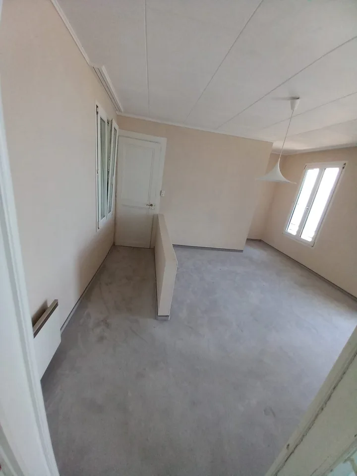 Maison individuelle de 3,5 pièces avec vue sur le Léman – fort potentiel de rénovation