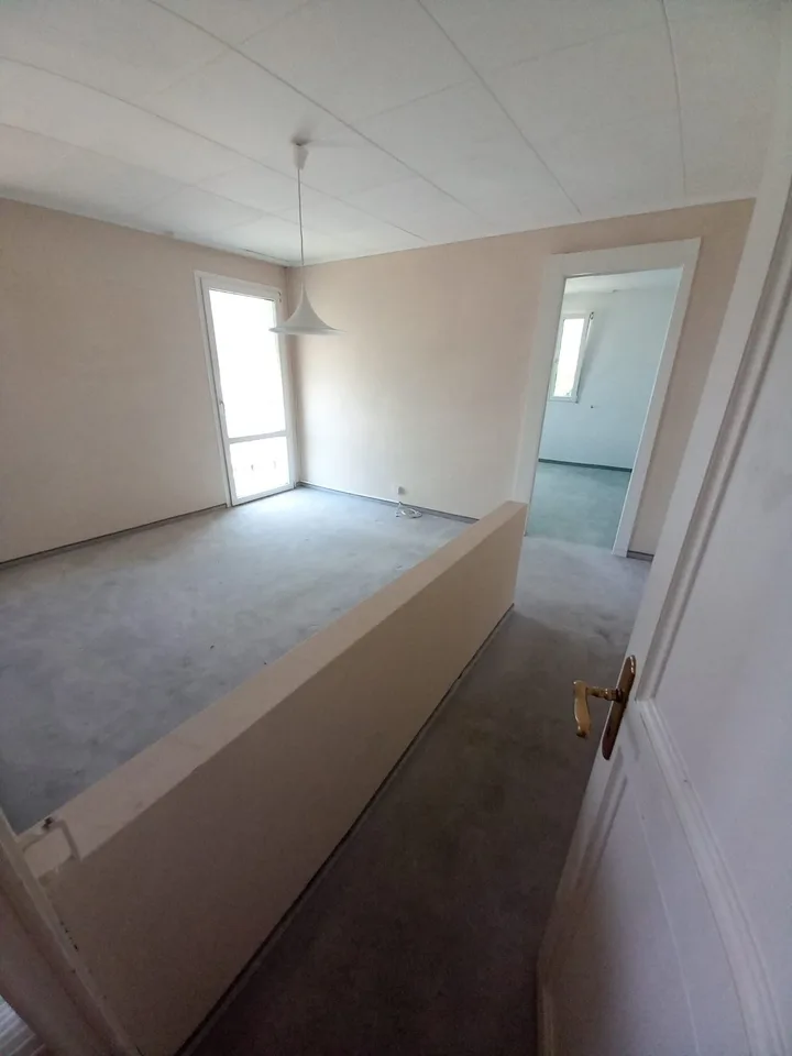Maison individuelle de 3,5 pièces avec vue sur le Léman – fort potentiel de rénovation