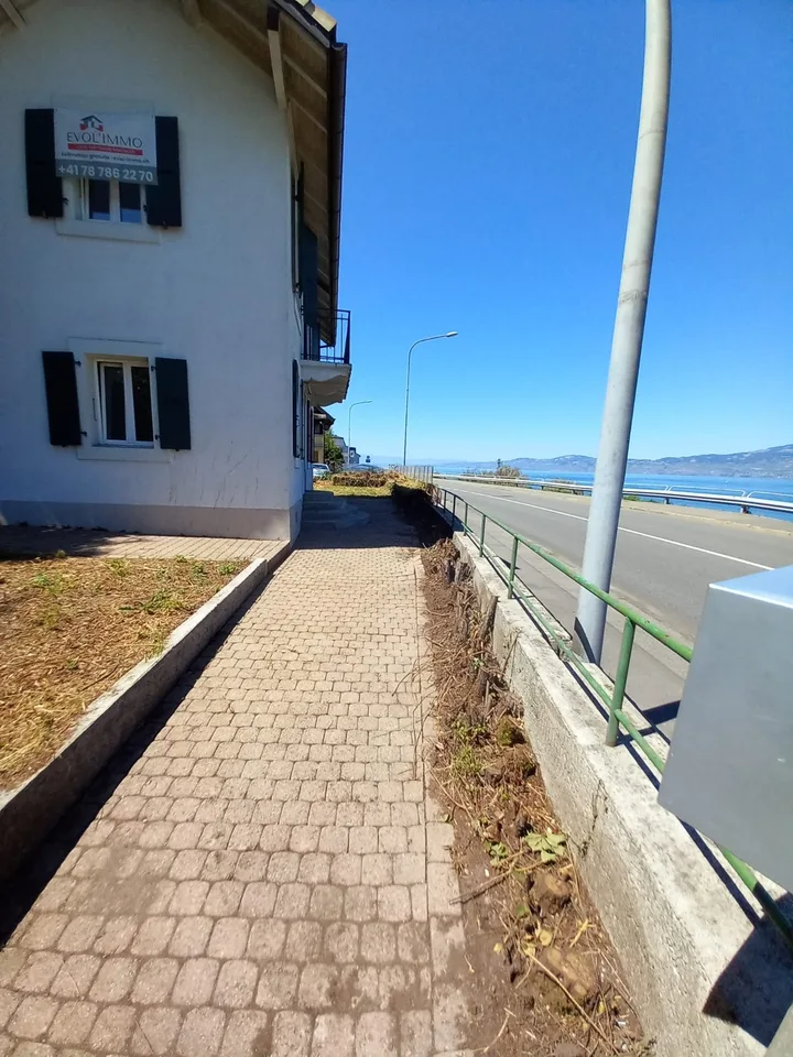 Maison individuelle de 3,5 pièces avec vue sur le Léman – fort potentiel de rénovation