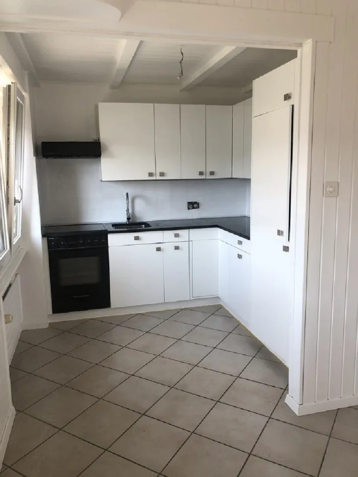 Appartement de 2,5 pièces avec balcon à La Chaux-de-Fonds