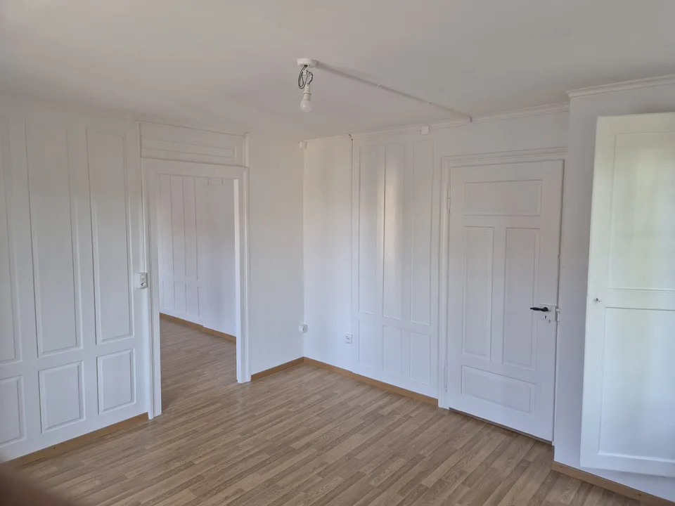 2 1/2 Zimmer Wohnung Zentrumsnah mit Terrasse und Waschmaschine
