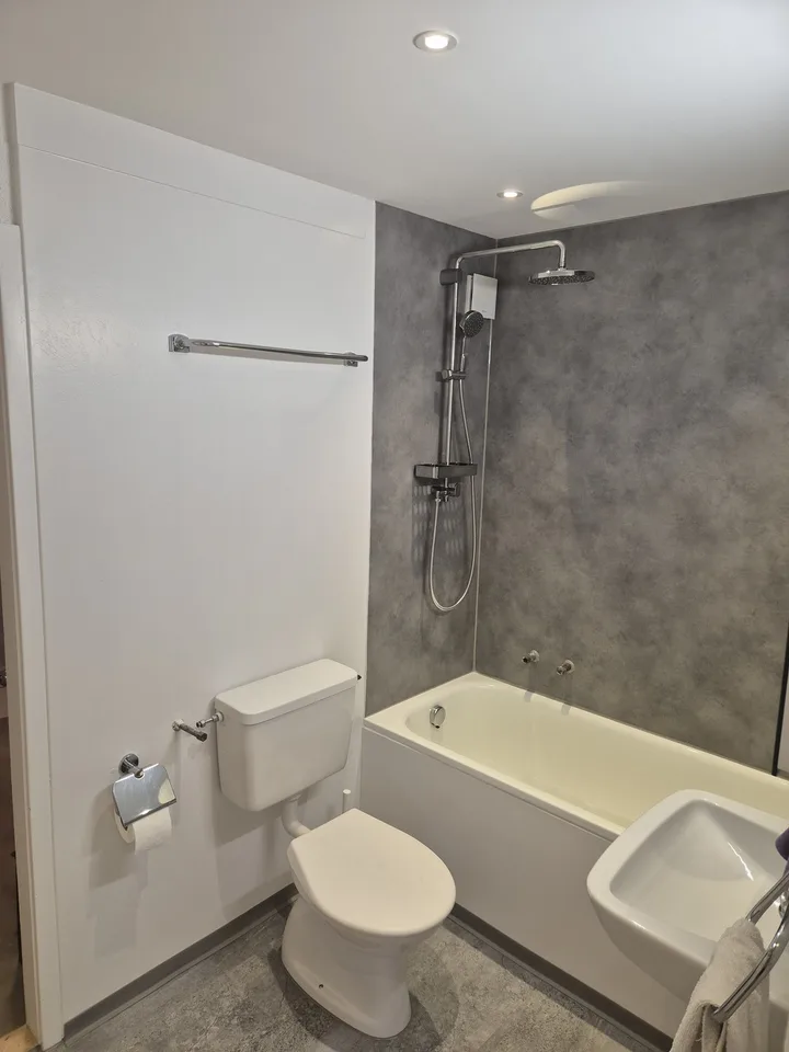 2 1/2 Zimmer Wohnung Zentrumsnah mit Terrasse und Waschmaschine