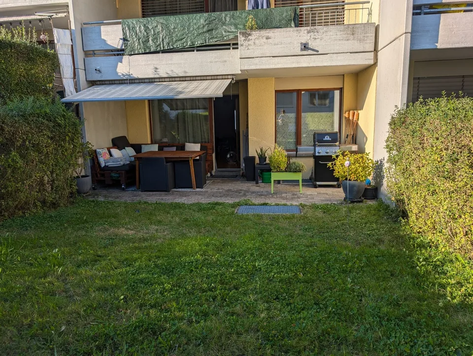 Charming Fully Renovated 3.5-Room Ground-Floor Apartment with Private Garden
