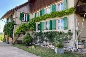 Grosszügiges Bauernhaus mit viel Platz, Garten und Charme:
