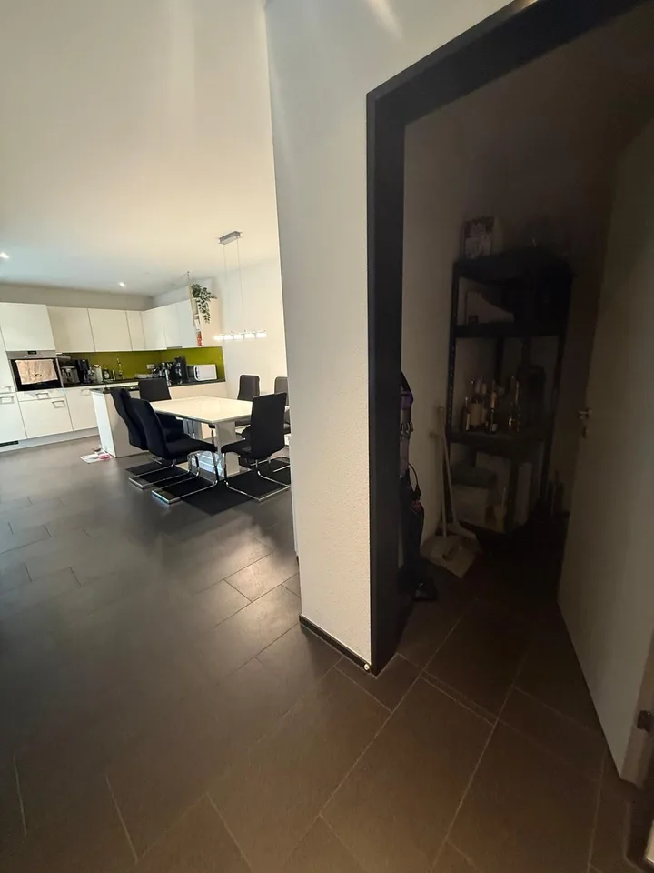 3 1/2-Zimmer Wohnung 2 OG links