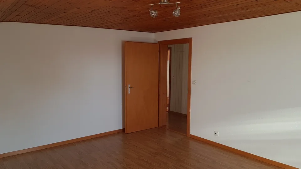 Mieter gesucht für eine schöne 2.5 Zimmer Wohnung in bester Lage