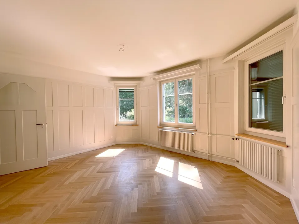 Renovierte 3,5-Zimmerwohnung in charmantem Altbau