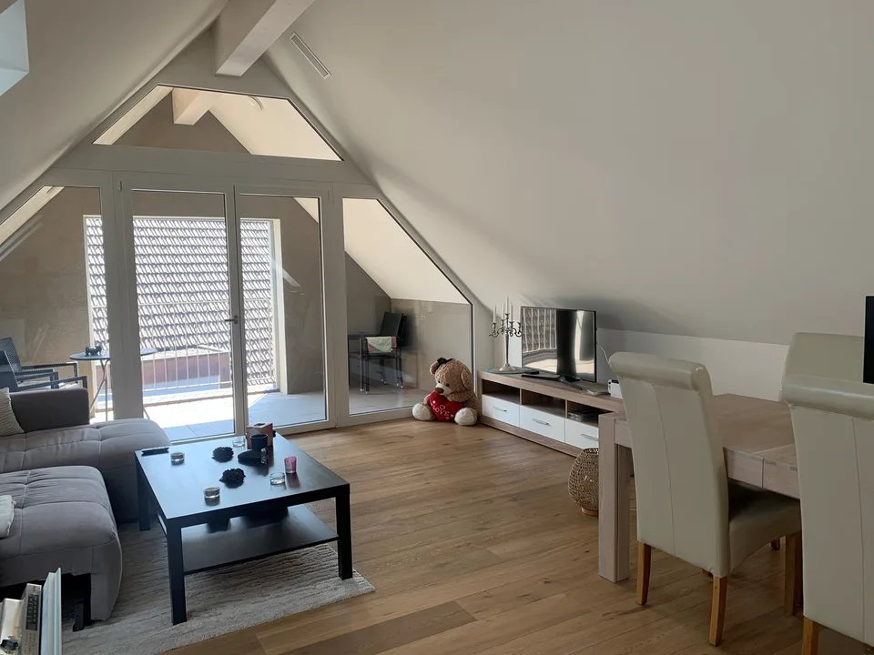 Nachmieter per 01.02.2027 für tolle Dachwohnung gesucht