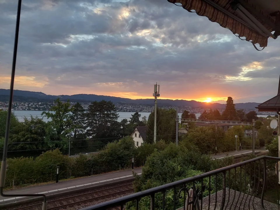 Rent a 3 rooms apartment in Erlenbach ZH