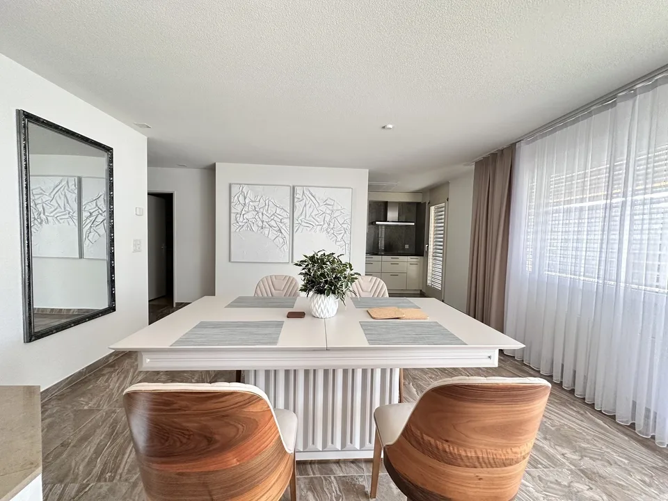MydiHei Co-living: Furnished Room in an "All Girls" Flatshare
