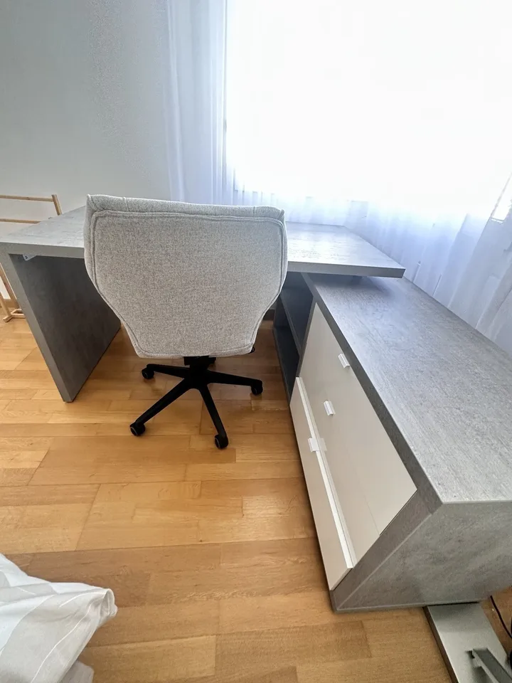 MydiHei Co-living: Furnished Room in an "All Girls" Flatshare
