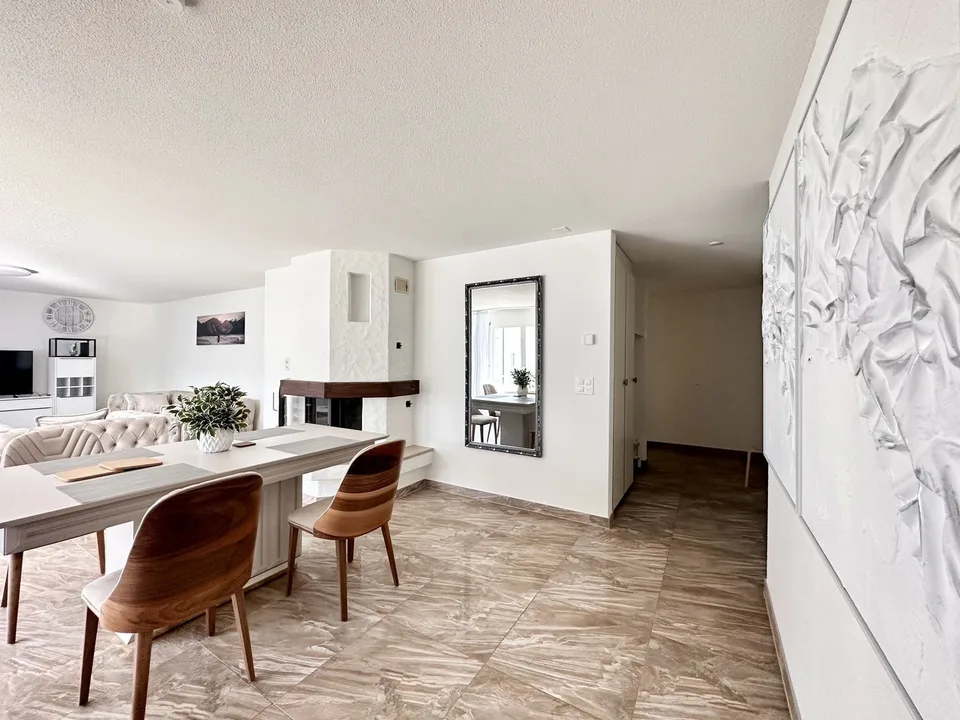 MydiHei Co-living: Furnished Room in an "All Girls" Flatshare