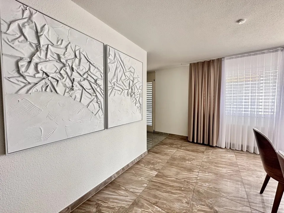 MydiHei Co-living: Furnished Room in an "All Girls" Flatshare
