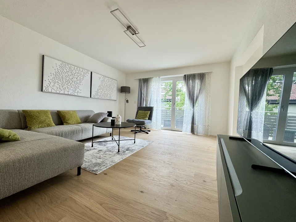 MydiHei Co-living: Furnished Room in an "All Girls" Flatshare