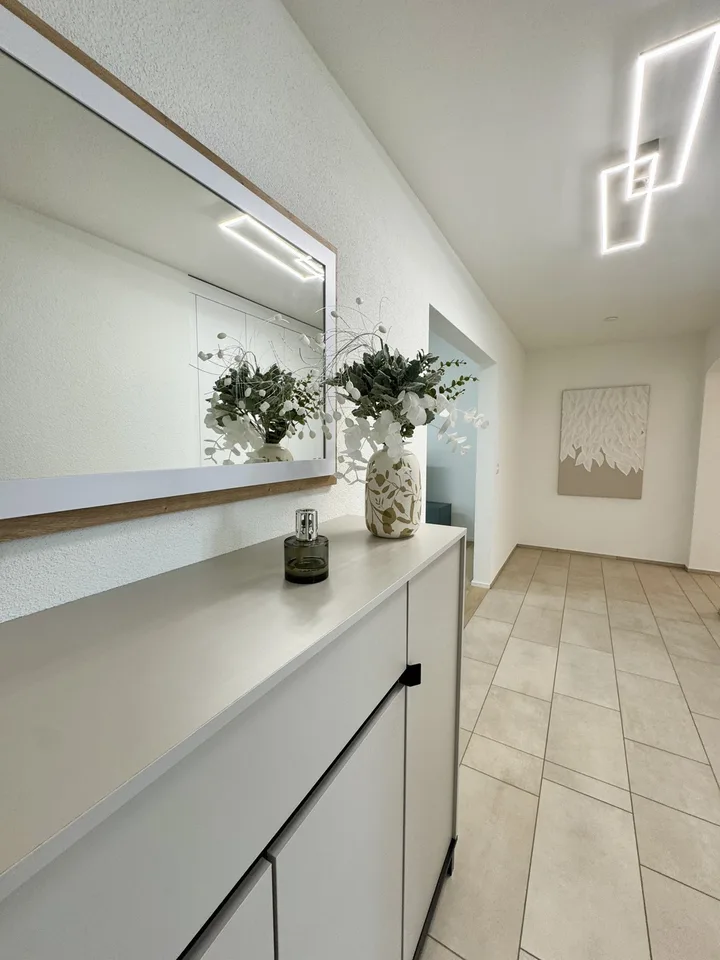 MydiHei Co-living: Furnished Room in an "All Girls" Flatshare