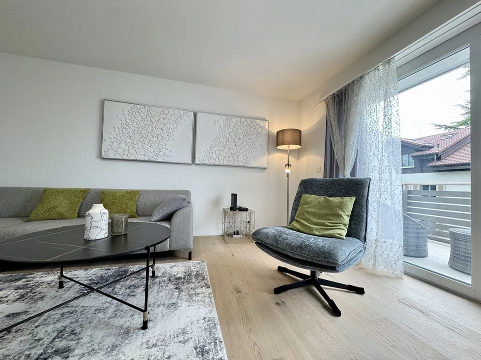 MydiHei Co-living: Furnished Room in an "All Girls" Flatshare