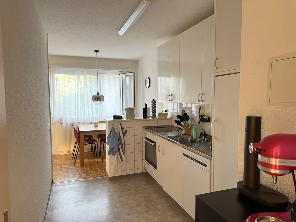 Helle 3.5 Zimmer Wohnung in Witikon Befristet bis 31.03.2027