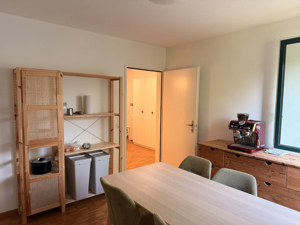 Möblierte Untermiete 2.5 Zi. – Wannerstrasse, Brunaupark (Zürich) // Furnished sublet, 2.5 rooms – Wannerstrasse, Brunaupark (Zurich)