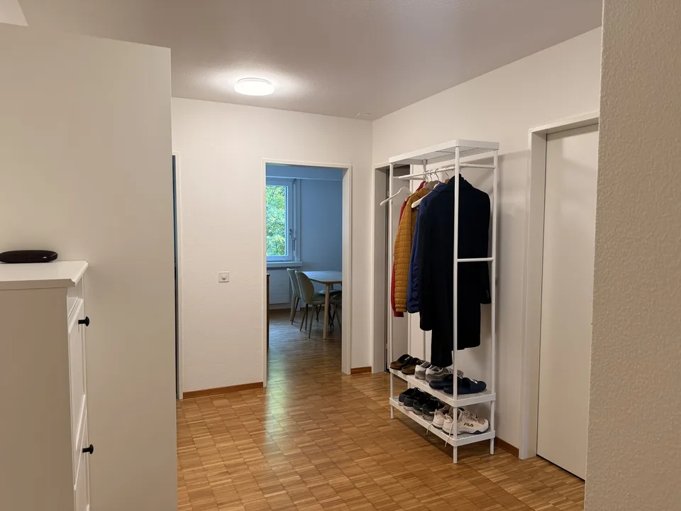 Möblierte Untermiete 2.5 Zi. – Wannerstrasse, Brunaupark (Zürich) // Furnished sublet, 2.5 rooms – Wannerstrasse, Brunaupark (Zurich)