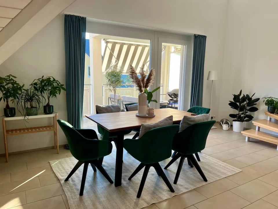 Grosszügige 3.5 Zimmer Dachwohnung