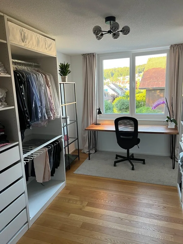 Grosszügige 3.5 Zimmer Dachwohnung