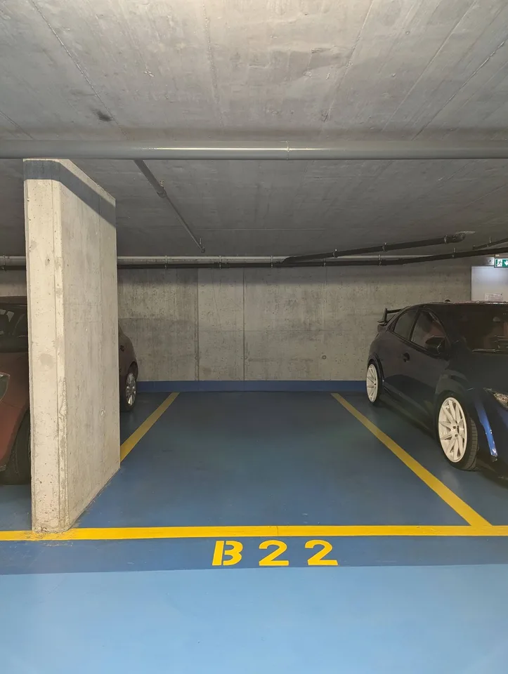 Appartement 3,5 pièces avec balcon et garage box à Sierre – disponible dès le 1er octobre 2026