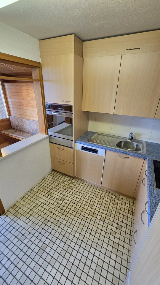 Grosszügige 3-Zimmer-Wohnung mit traumhafter See- und Bergsicht  Waldeggstrasse 33, 3803 Beatenberg