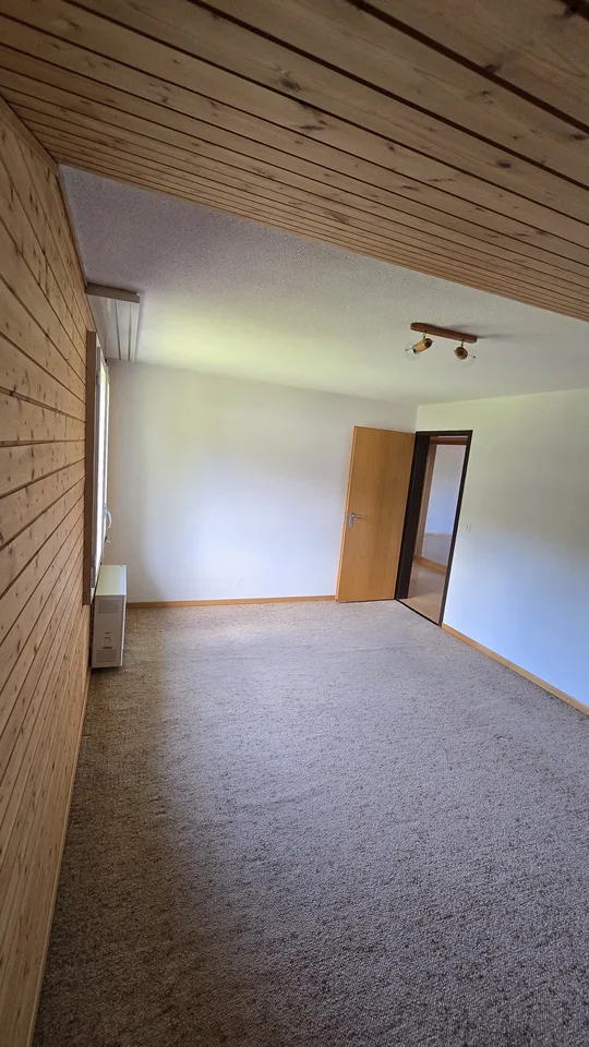 Grosszügige 3-Zimmer-Wohnung mit traumhafter See- und Bergsicht  Waldeggstrasse 33, 3803 Beatenberg